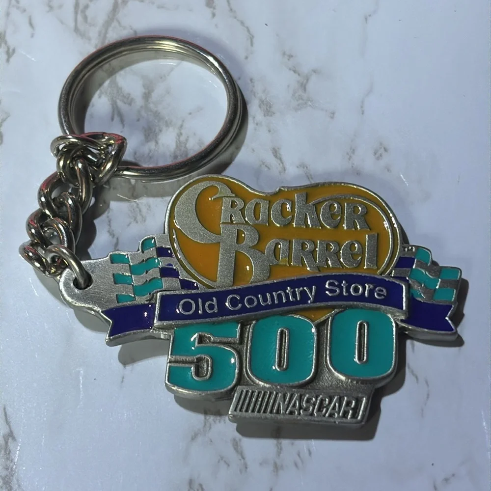 Nascar Y2K Racing Keychain Stock Car 2001 Cracker Barrel Old Country Store